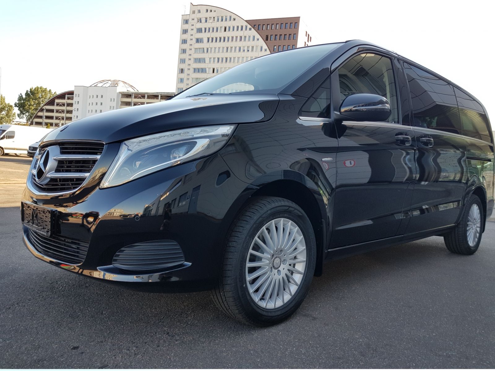 mercedes v class arenda nedorogo minsk