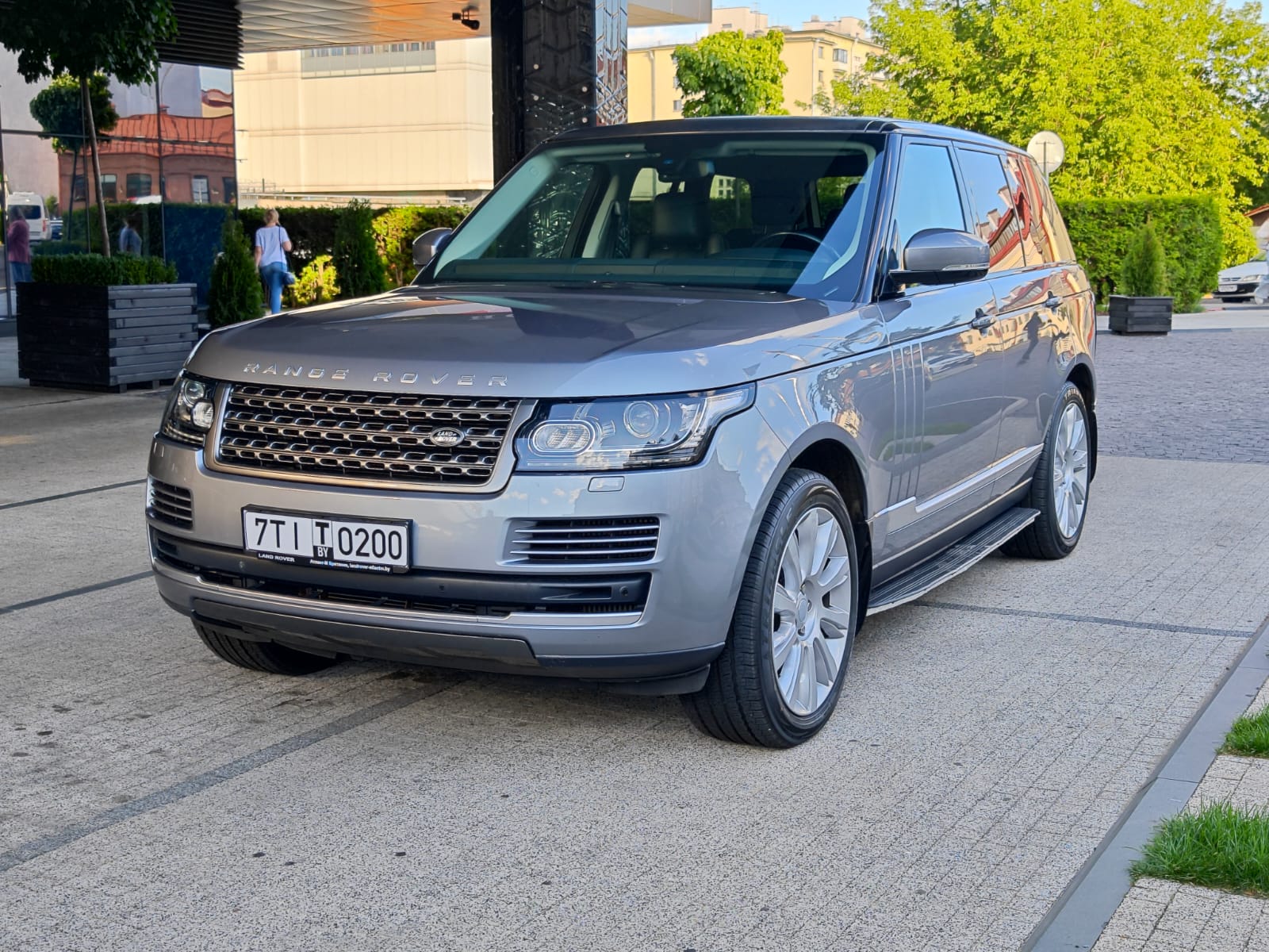 ����������� Range Rover ������ �����