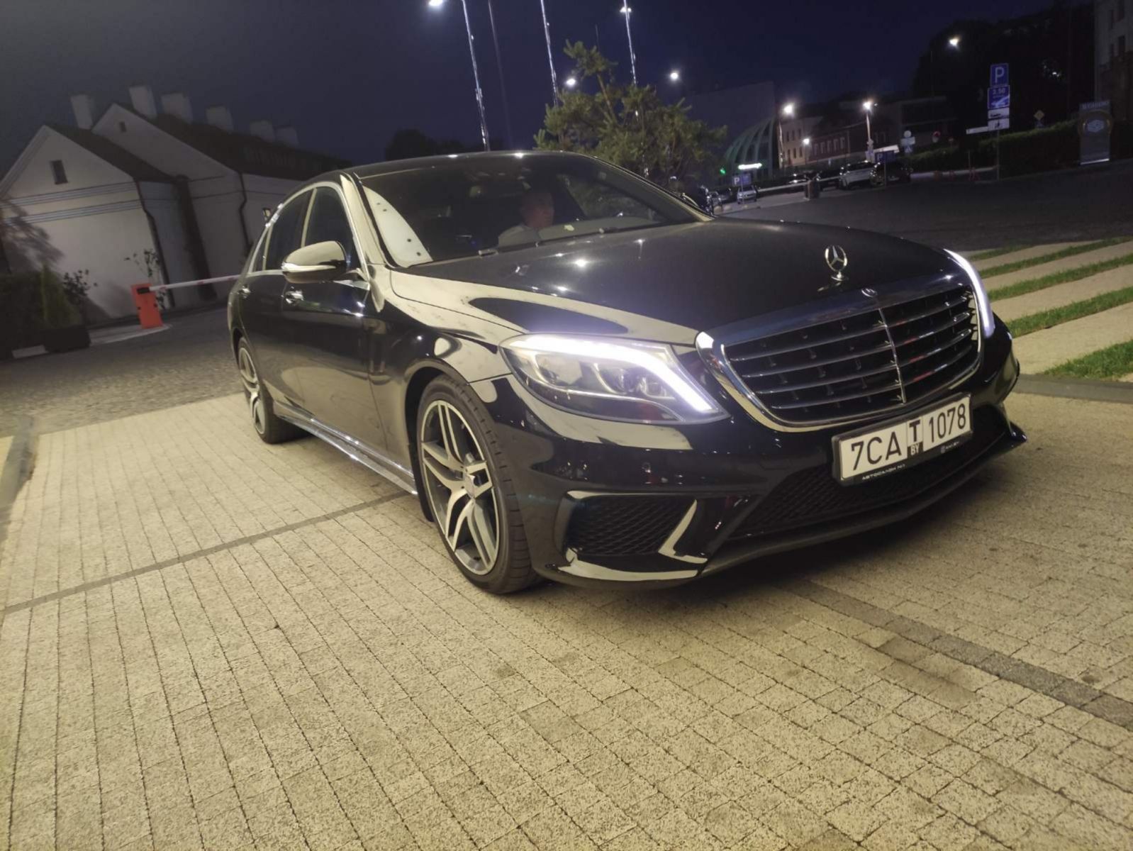 arenda mercedes s 222 v minske, prokat avto s voditelem minsk