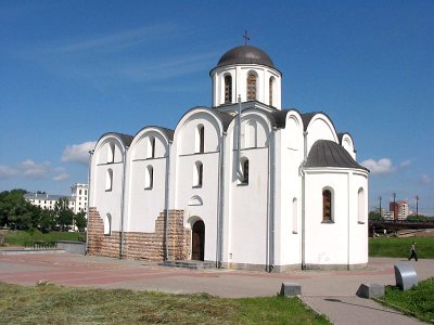 vitebsk-ekskursiya-izminska-avtobus